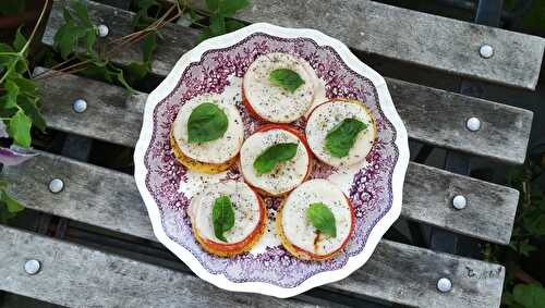 Bouchées de polenta grillée, tomate, mozzarella