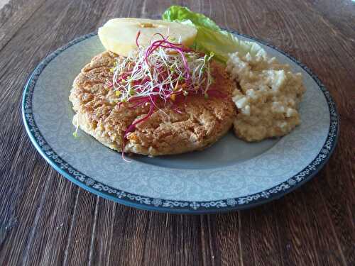 Burger de tofu et sauce au pain