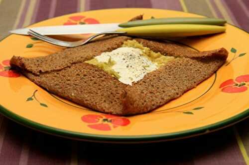 Galette bretonne aux épinards et à la fondue de poireaux