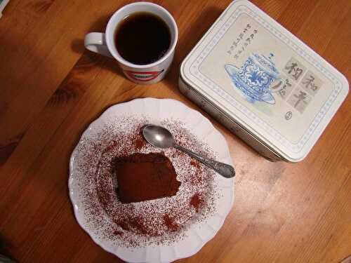 Gâteau petit brun + chocolat + café