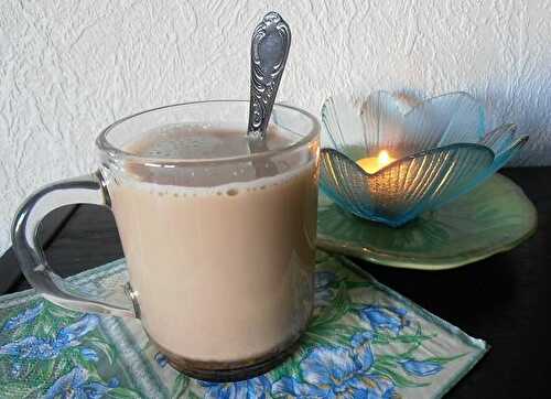 Lait chaud poire-caramel