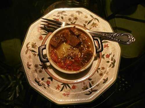 Mini cocotte de pommes de terre, tomate et seitan