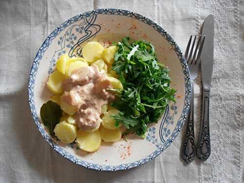 Pommes de terre à la sauce crémeuse aux cacahuètes