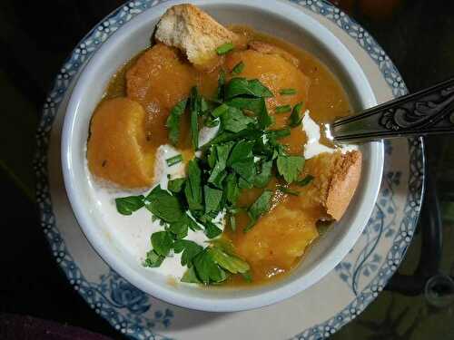 Soupe de butternut et plein d'autres légumes