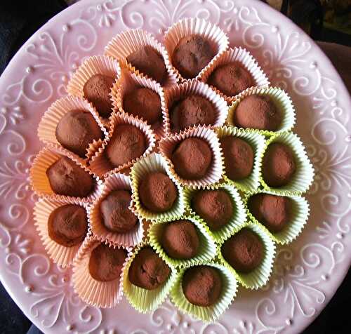 Truffes au chocolat et à la fleur d'oranger