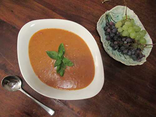 Pappa al pomodoro - soupe toscane à la tomate et au pain