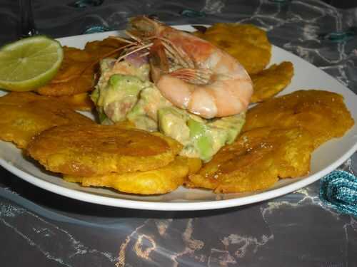 Salade d'avocat et fruits de mer