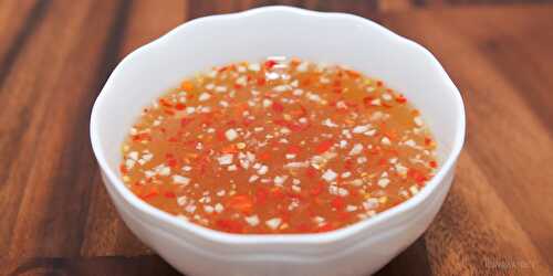 Sauce nuoc mam pha - sauce nem - 春卷酱