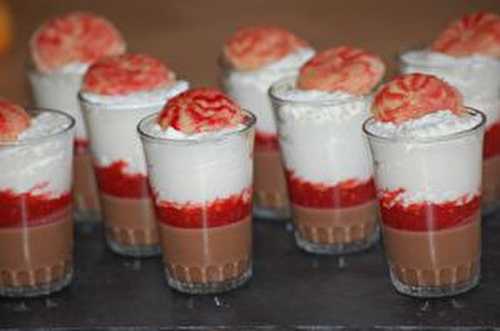 Panna cotta philadelphia milka / fraise / chantilly