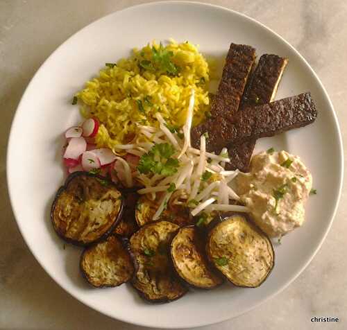 Assiette véggie au tofu japonais