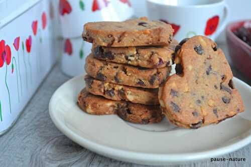 Biscuits chocolat-cranberries et noix de cajou de Lyne