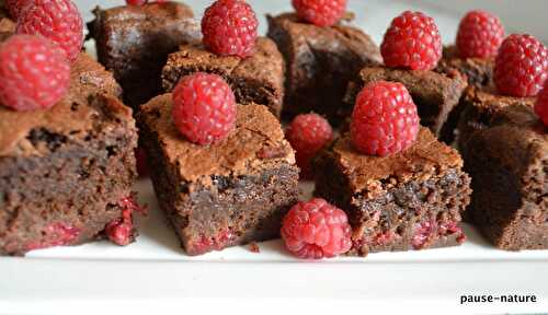 Brownie fève Tonka-framboises