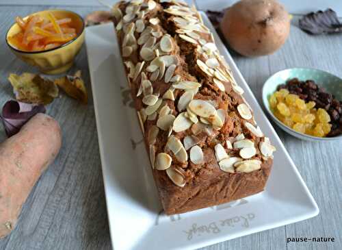 Cake à la patate douce, farine de châtaigne et fruits confits