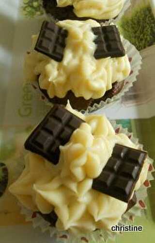 Cupcakes chocolat noir et blanc, mais pas chez moi!!! -   le blog culinaire pause-nature 
