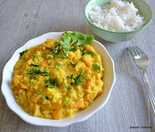 Dal de lentilles corail, patate douce au lait de coco