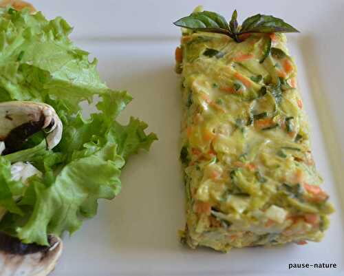 Flan de courgette, carotte et herbes fraîches