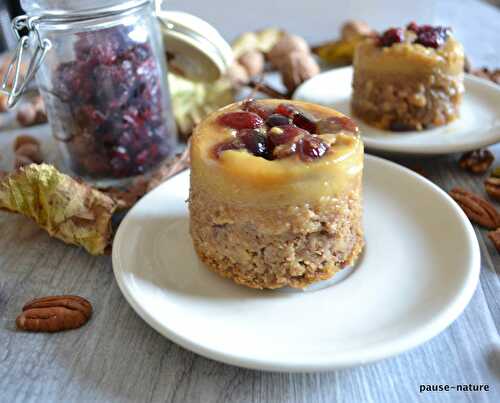 Flans biscuités aux noix de pécan, cranberries et sirop d'érable