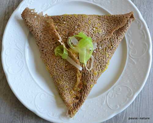 Galette de sarrasin à la fondue de poireaux au curry