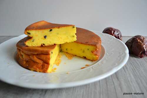 Gâteau mascarpone-fruits de la passion