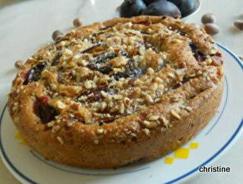 Gâteau quetsches-noisettes ou quetsches-amandes