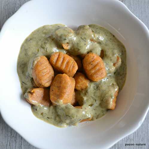 Gnocchis de patate douce à la sauce à l'oseille