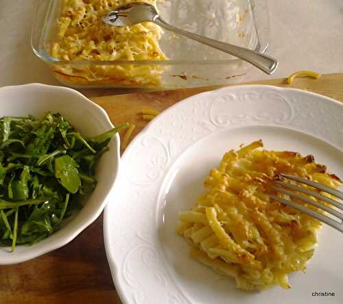 Gratin de macaronis à la cancoillotte et comté