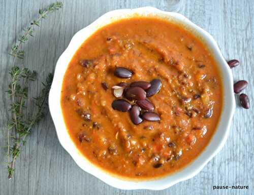 Habichuelas guisadas (ragout de haricots Dominicains)