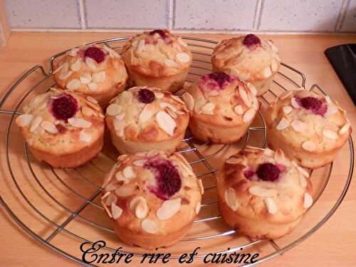 Mise à l'honneur (muffins très moelleux framboises-amandes)