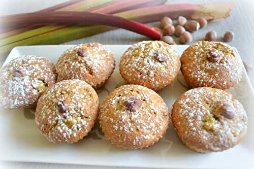 Muffins rhubarbe-noisettes