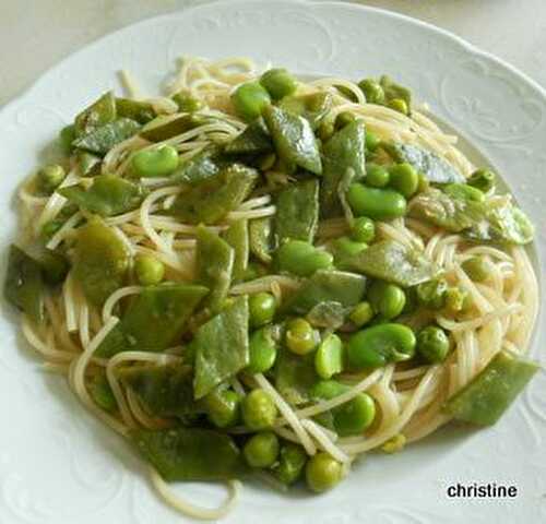 Spaghetti aux petits légumes de printemps