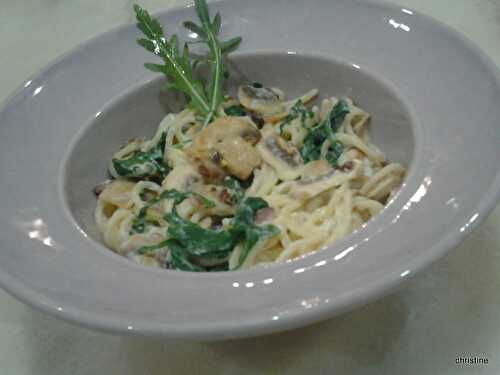 Spaghettis ricotta-roquette-champignon