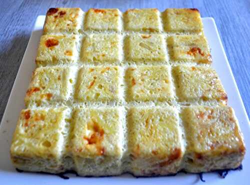 Gâteau de pommes de terre oignons et tome fraîche du Cantal