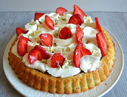 Tarte moelleuse pistache, fraises