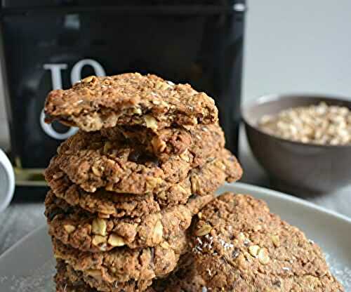 Biscuits croustillants aux flocons d'avoine et noix de coco