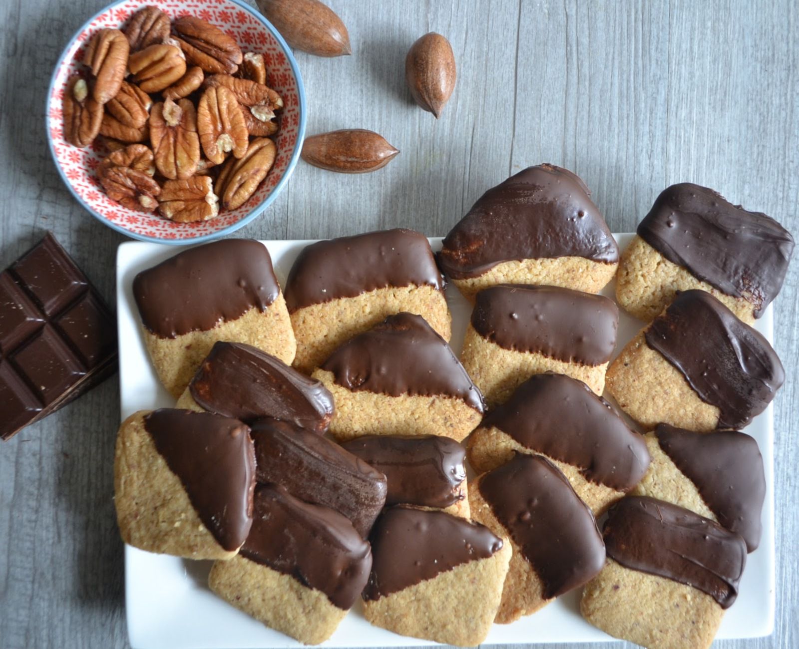 Sablés aux noix de pécan et chocolat