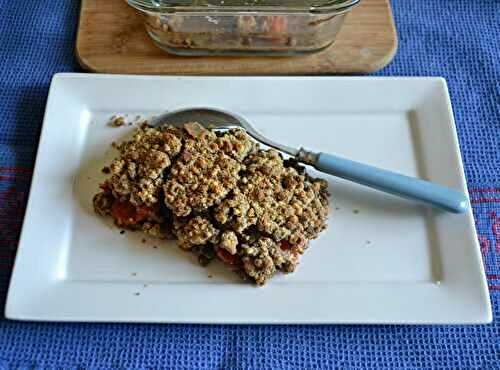 Crumble de lentilles-tomate à la fourme d'Ambert et cantal