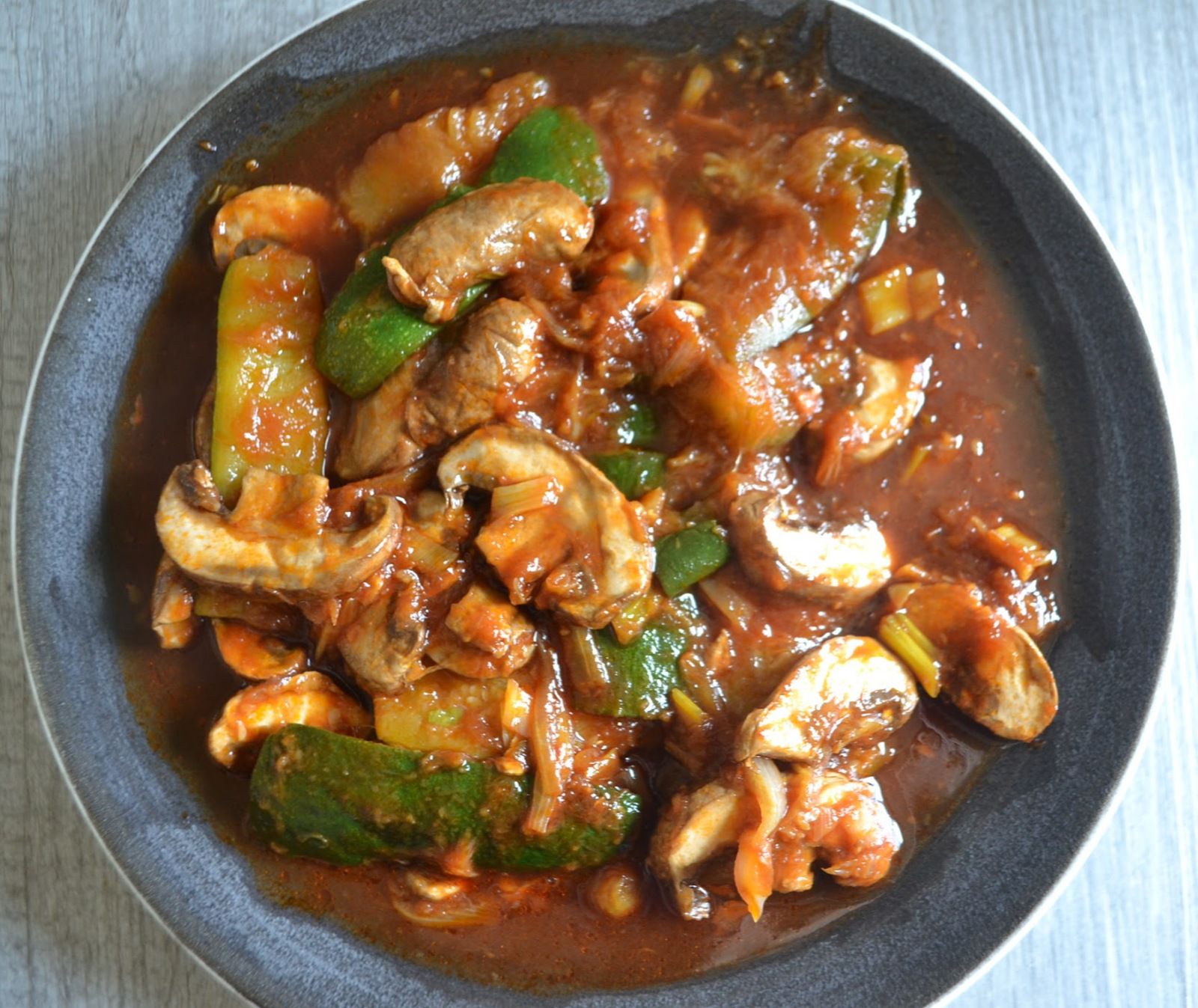 Champignons et courgettes à l'asiatique