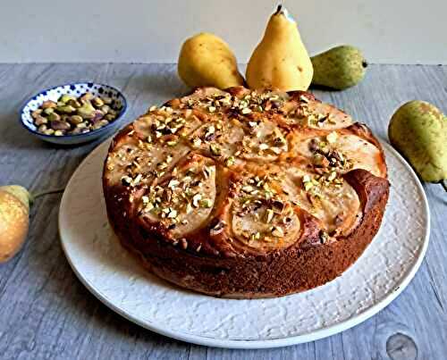 Gâteau aux poires et pistaches
