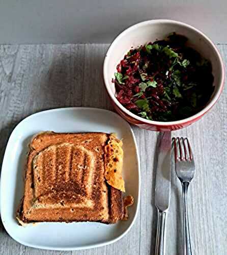 Croque endive, pomme et maroilles