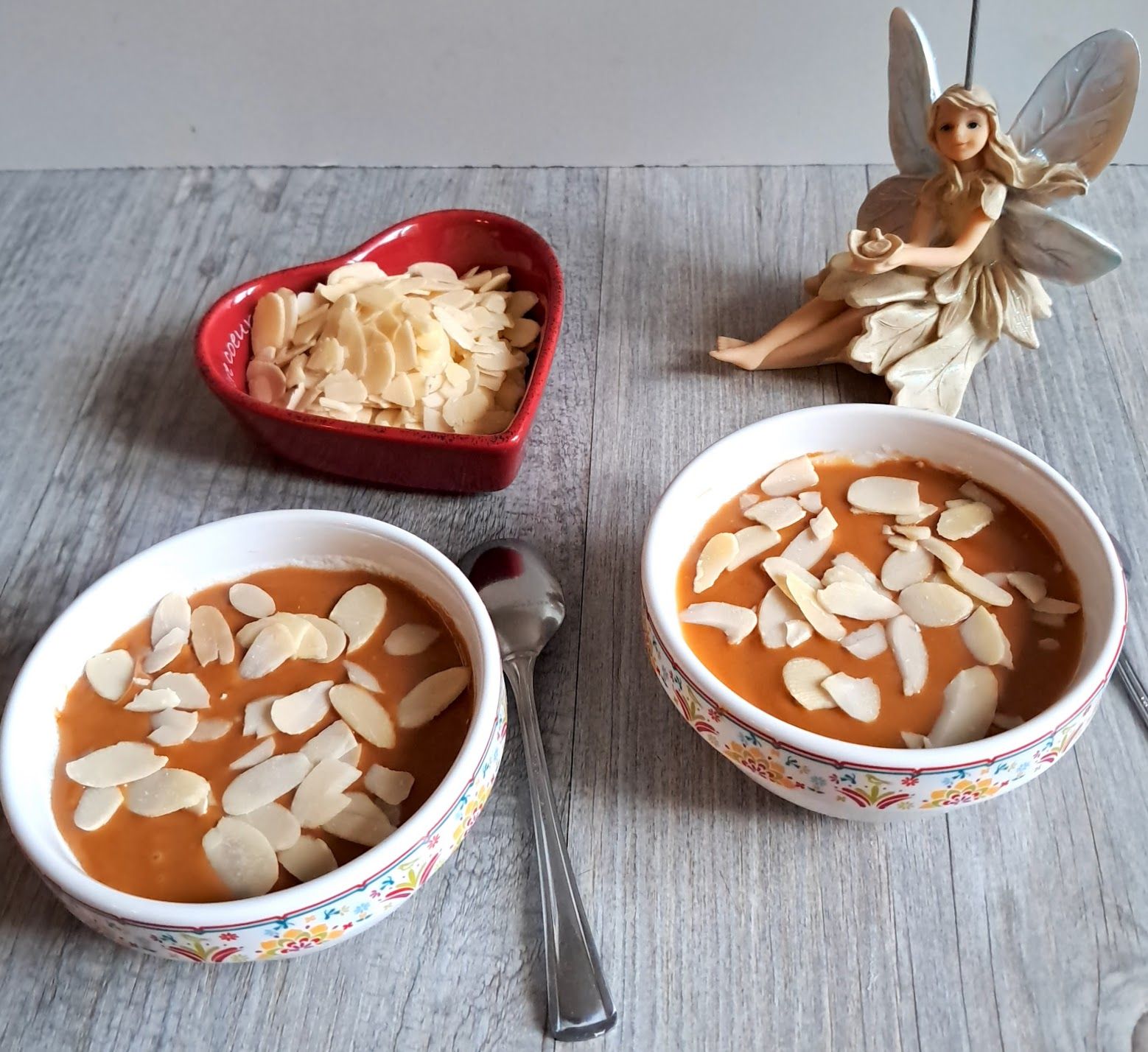 Crème au sirop d'orgeat et pâte de spéculoos