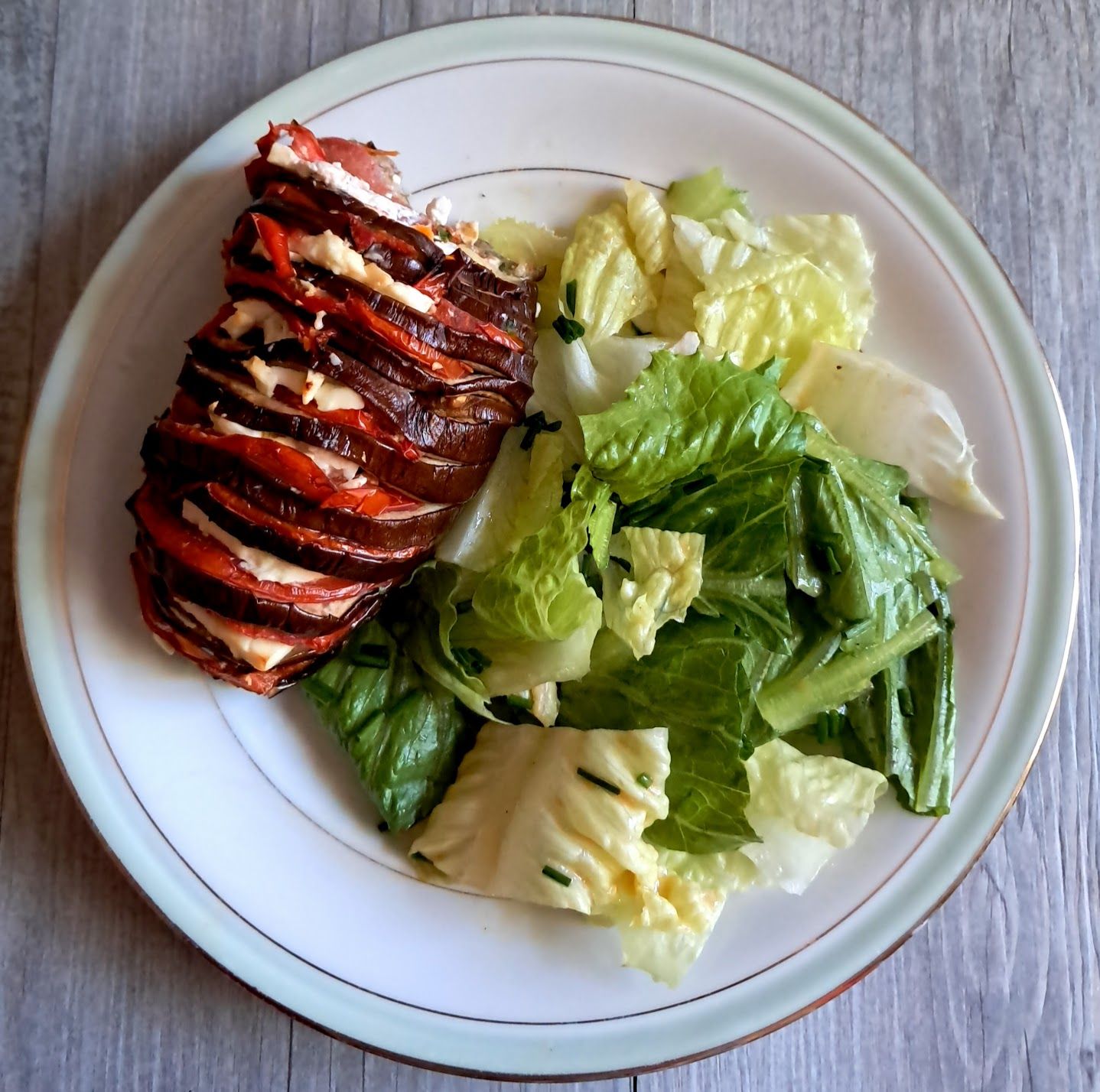 Aubergine en éventail menthe et feta