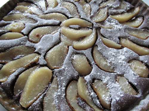 Croque dans la poire et fond sur le chocolat !