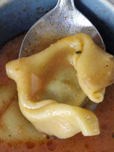 L'Italie dans notre assiette avec une soupe de tortellini