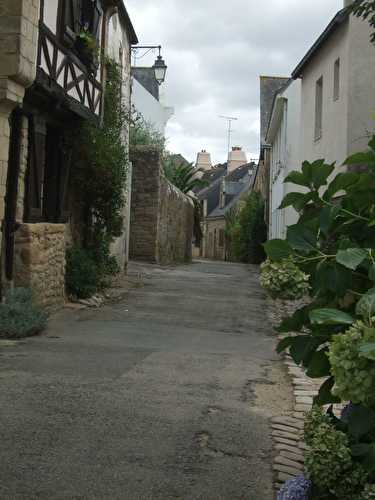 La rue du Petit Port à Auray