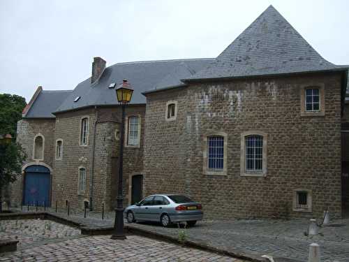 Le charme de la rue des Ursulines - Boulogne sur Mer