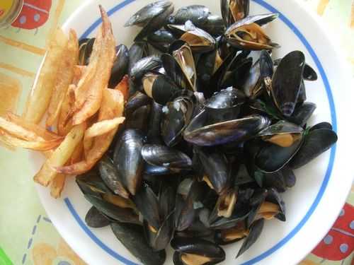 Moules marinières "Braderie de Lille" (Recette du Nord-Pas-de-Calais)