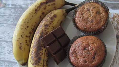 Muffins à la banane et aux pépites de chocolat - Le blog de "Bienvenue-chez-Amélie"