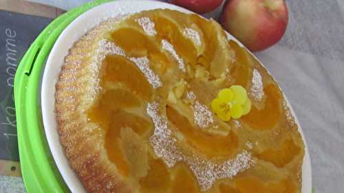 Un savoureux gâteau aux pêches