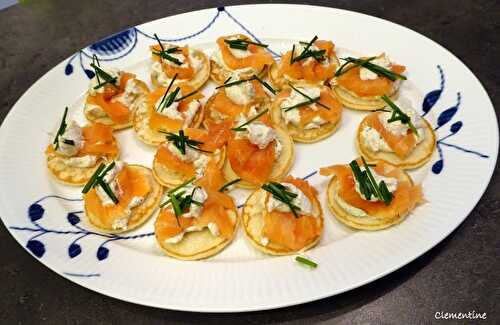 Blinis ou pain de seigle au saumon fumé de Giada de Laurentiis