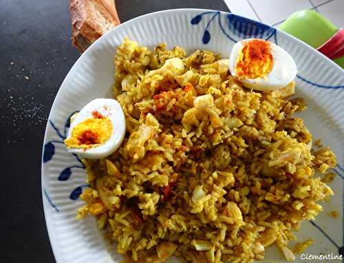 Riz au curry, poisson et œufs